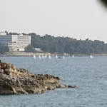 Hotel Pula Πούλα