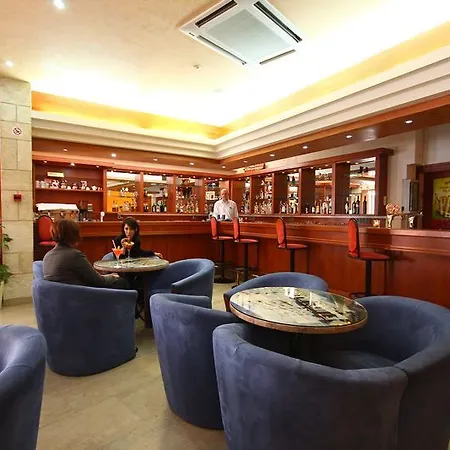 ホテル Hotel Pula 3*