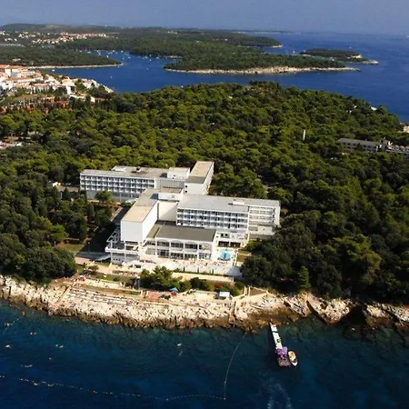 호텔 Hotel Pula 3*