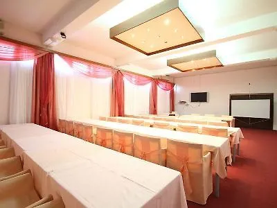 Szálloda Hotel Pula