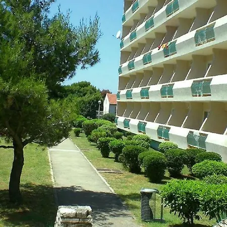 Hotel Pula ホテル 3*