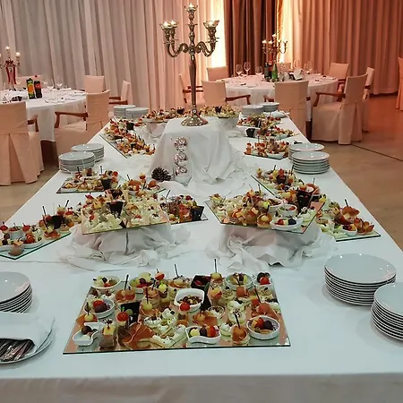 Szálloda Hotel Pula