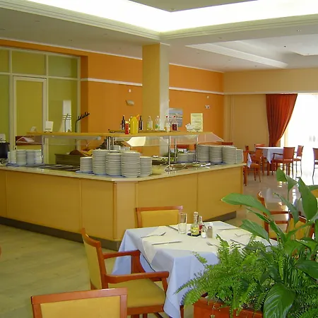 ホテル Hotel Pula 3*