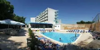 Hotel Pula Πούλα