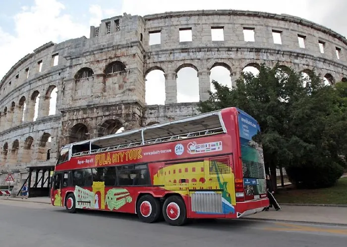 מלון Hotel Pula פולה